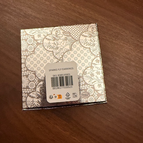 Taylor Swift - Speak Now (Taylor's Version) Sparks Fly Earrings - NEW - Picture 4 of 5